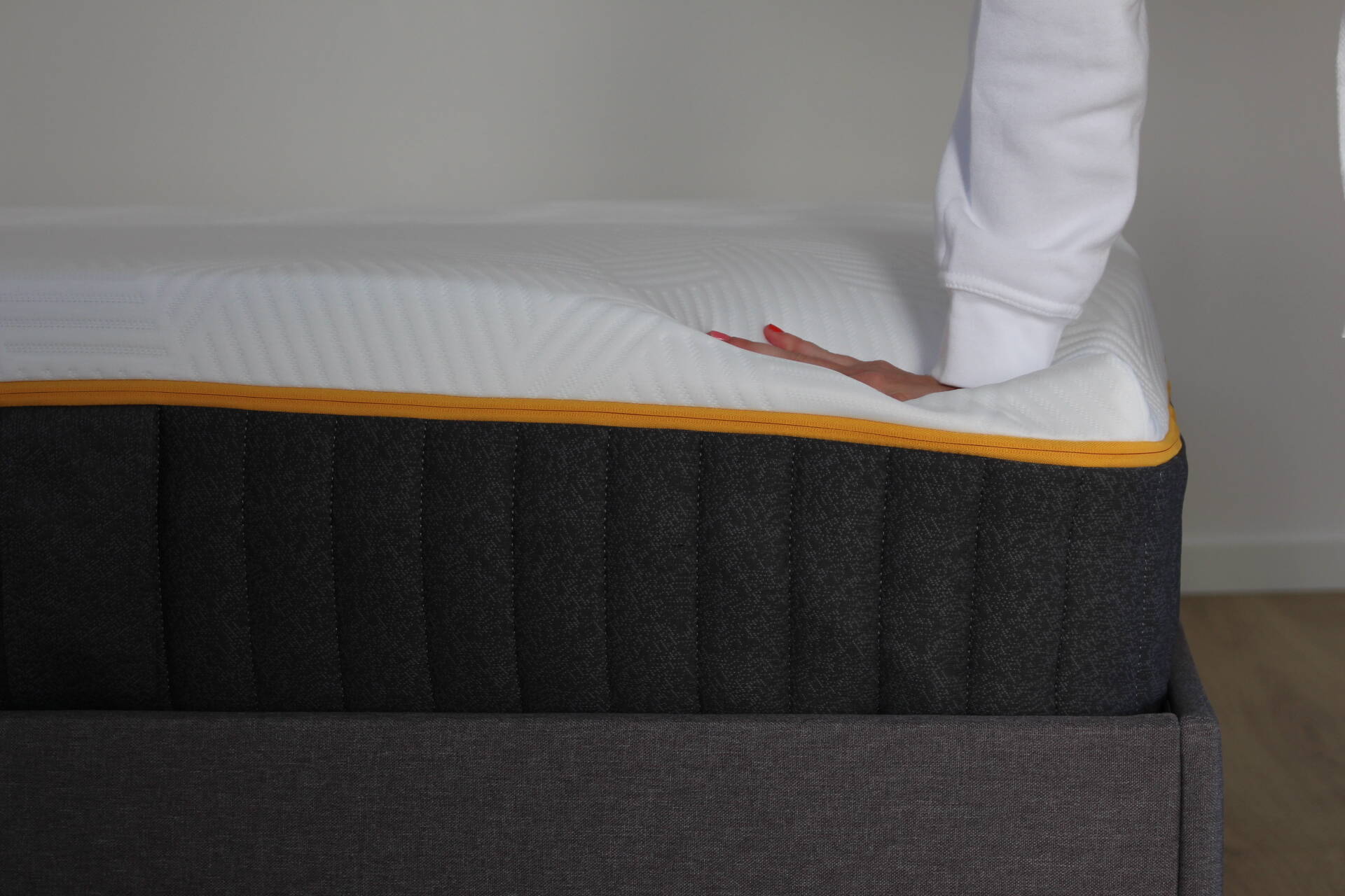 testar o afundamento do colchão zero gravity